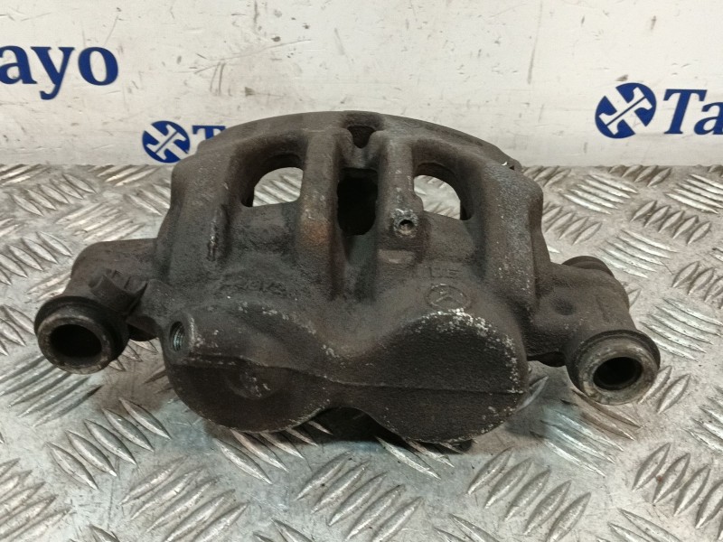 Recambio de pinza freno delantera derecha para mercedes-benz sprinter 02.00  caja cerrada referencia OEM IAM   