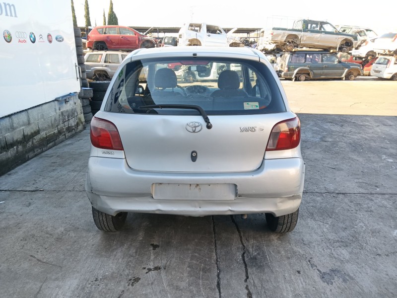 toyota yaris (_p1_) del año 1999