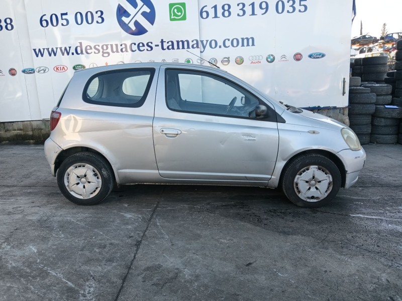 toyota yaris (_p1_) del año 1999