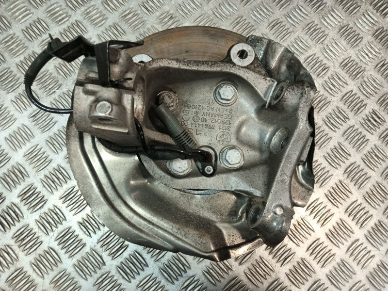 Recambio de mangueta delantera izquierda para bmw 3 (e90) 320 d referencia OEM IAM 3121676444403 12201210 