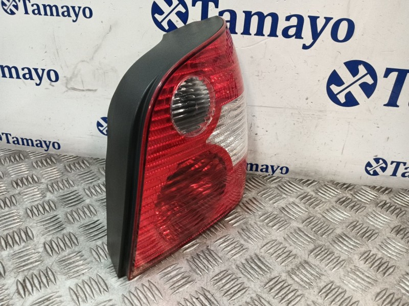 Recambio de piloto trasero derecho para volkswagen polo iv (9n_, 9a_) 1.4 16v referencia OEM IAM 62409  