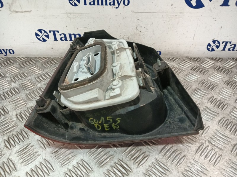 Recambio de piloto trasero derecho para volkswagen polo iv (9n_, 9a_) 1.4 16v referencia OEM IAM 62409  