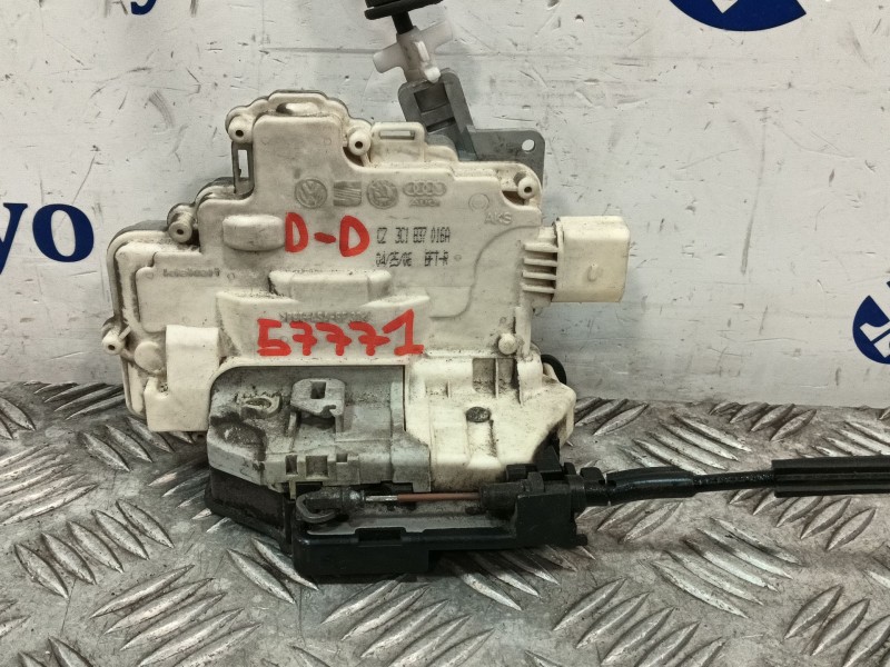 Recambio de cerradura puerta delantera derecha para volkswagen passat berlina (3c2) referencia OEM IAM 3C1B37016A  