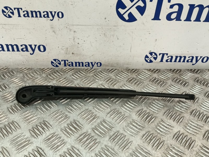 Recambio de brazo limpia trasero para kia xceed (cd) 1.6 gdi hybrid referencia OEM IAM 98811J7500  