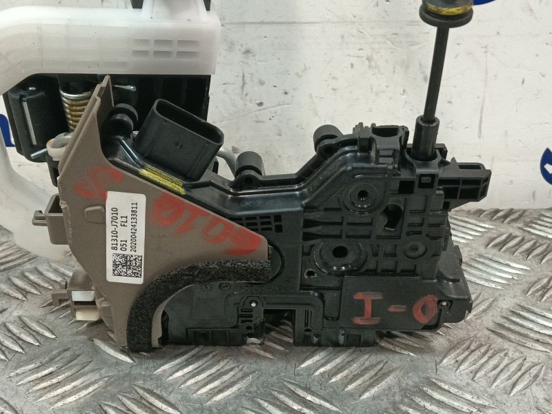 Recambio de cerradura puerta delantera izquierda para kia xceed (cd) 1.6 gdi hybrid referencia OEM IAM 81310J7010  