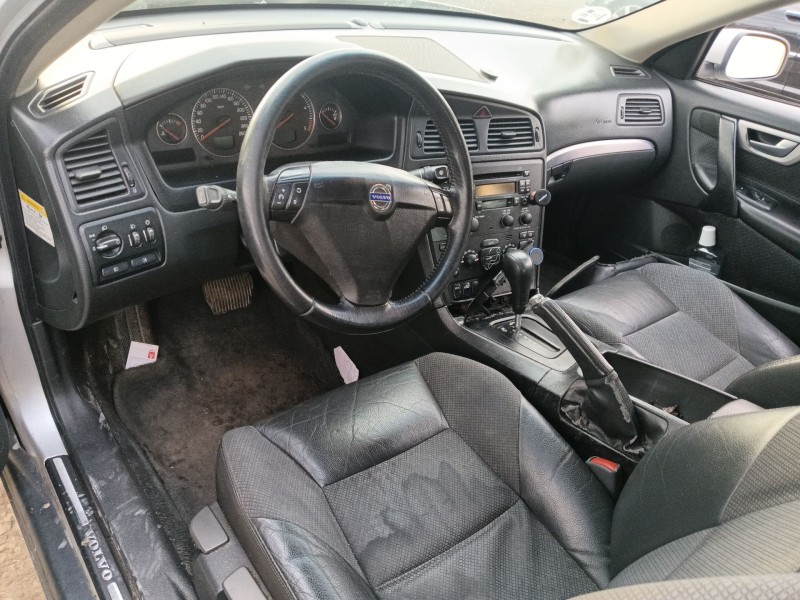 volvo s60 i (384) del año 2004