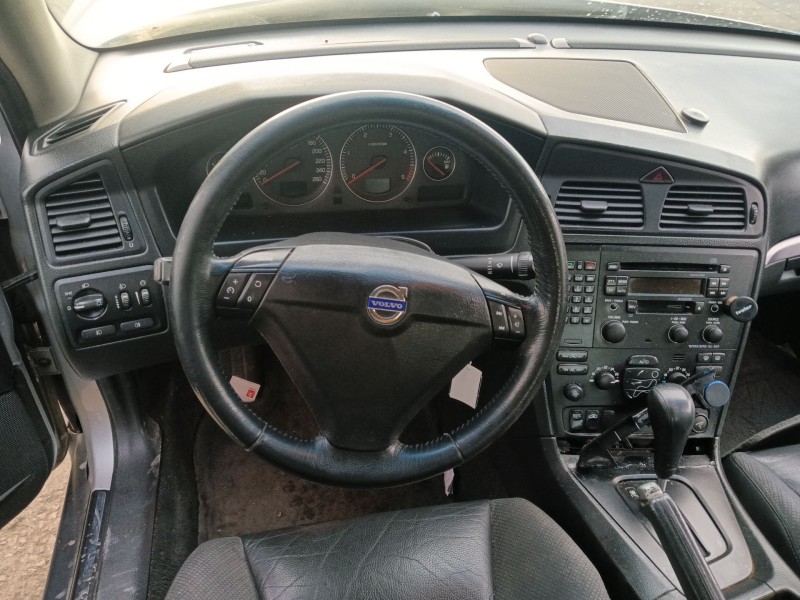 volvo s60 i (384) del año 2004