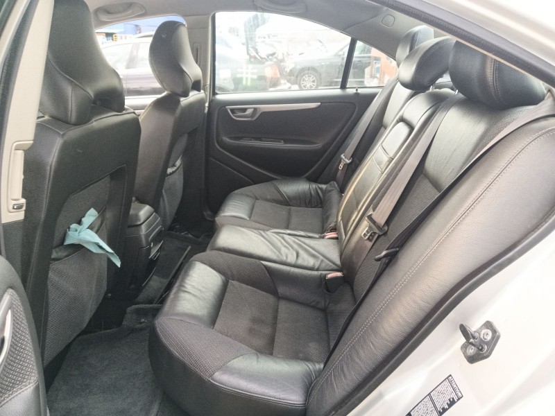 volvo s60 i (384) del año 2004