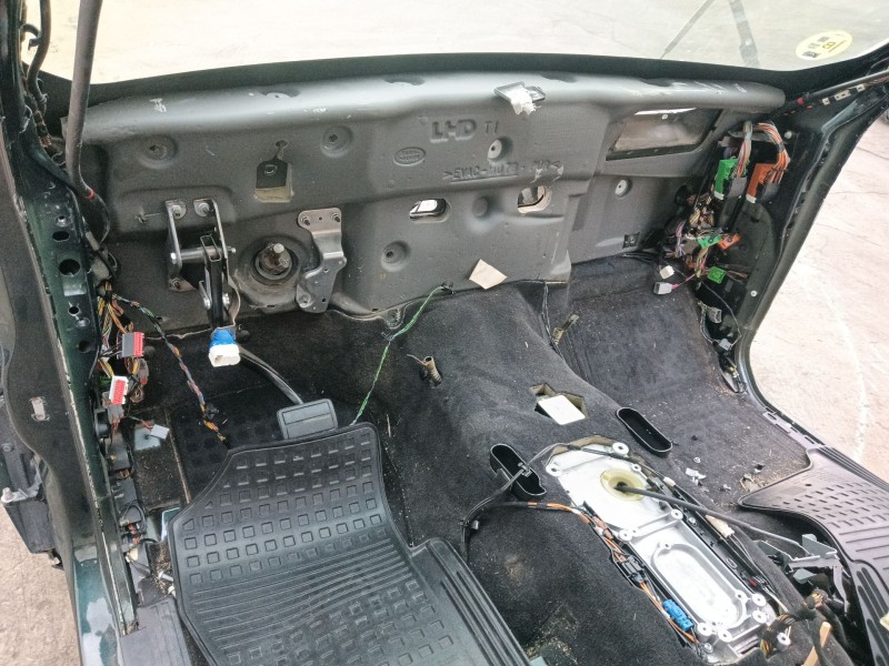 Recambio de carroceria para land rover discovery iv (l319) 3.0 sdv6 4x4 referencia OEM IAM   