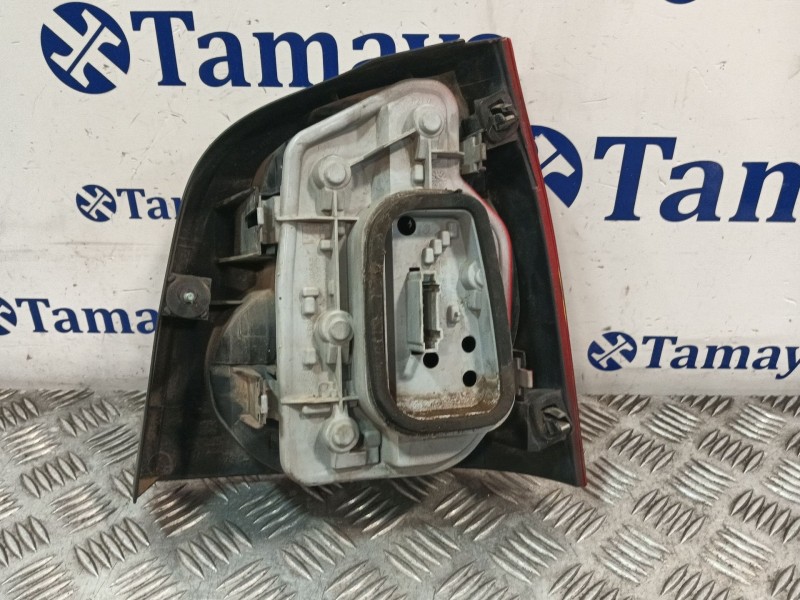 Recambio de piloto trasero izquierdo para volkswagen polo iv (9n_, 9a_) 1.4 16v referencia OEM IAM 62408  