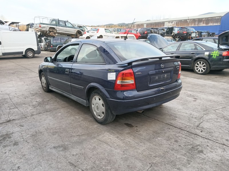 opel astra g hatchback (t98) del año 2001