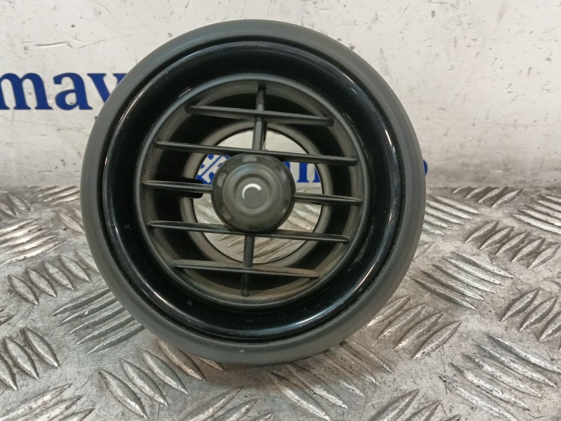 Recambio de rejilla aireadora para bmw mini (f56) referencia OEM IAM 64229262413  