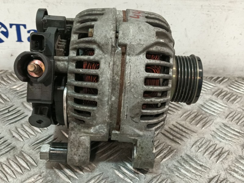 Recambio de alternador para peugeot 307 (s1) xr referencia OEM IAM 9646321880 0124525035 