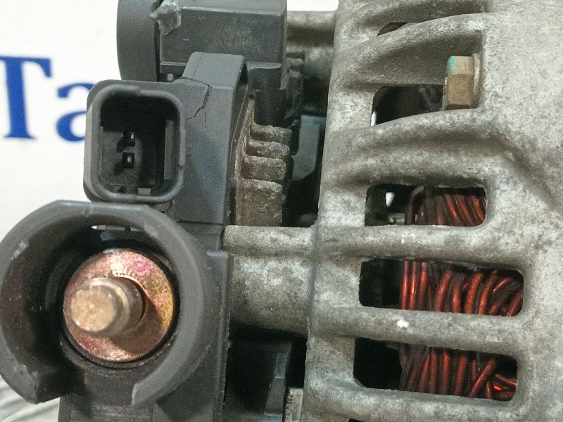 Recambio de alternador para peugeot 307 (s1) xr referencia OEM IAM 9646321880 0124525035 