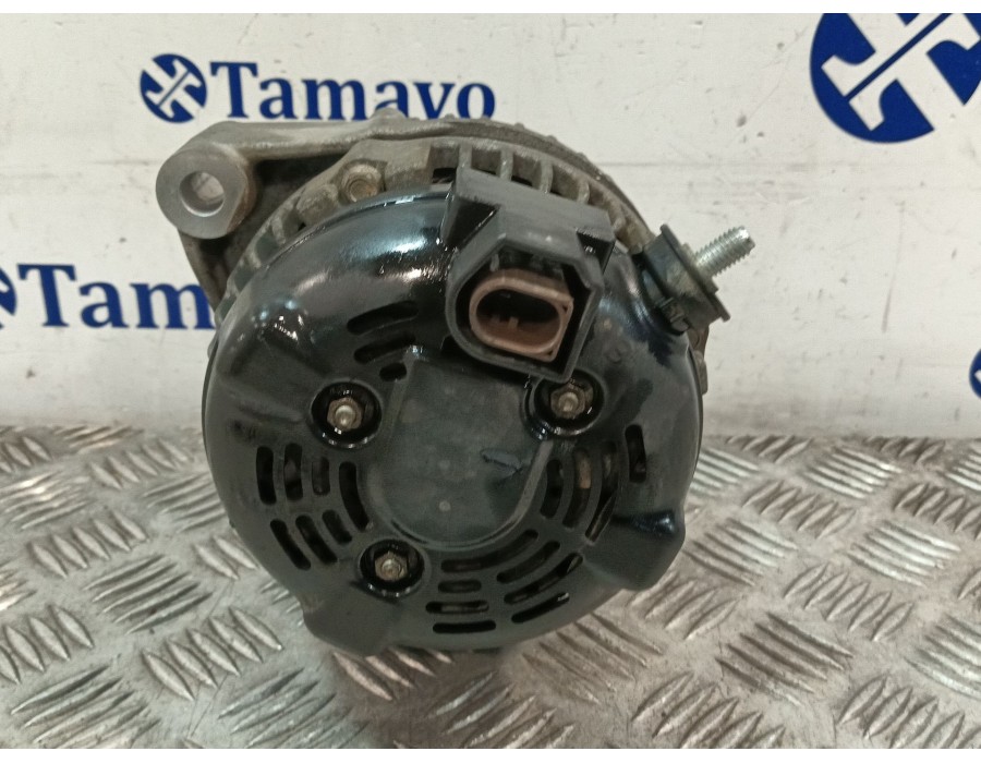 Recambio de alternador para land rover discovery iv (l319) 3.0 sdv6 4x4 referencia OEM IAM AH2210300AB 1042102420 