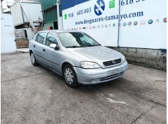 opel astra g hatchback (t98) del año 2001