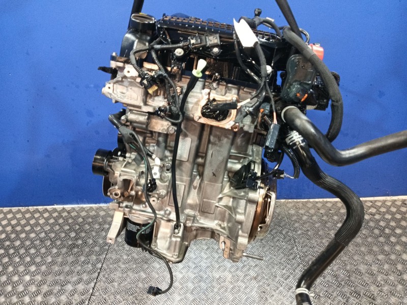 Recambio de motor completo para citroën c3 iii (sx) 1.2 puretech 82 referencia OEM IAM HMR  