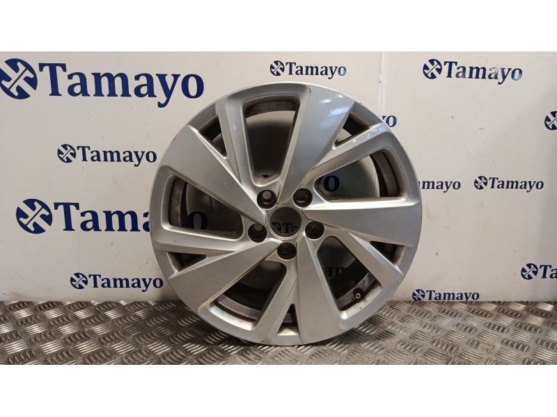 Recambio de llanta para volkswagen golf iv (1j1) 1.9 tdi referencia OEM IAM 267601025  