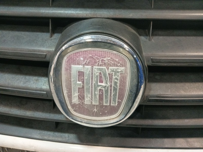 Recambio de rejilla delantera para fiat scudo furgoneta (270_, 272_) 1.6 d multijet referencia OEM IAM 1497652077  