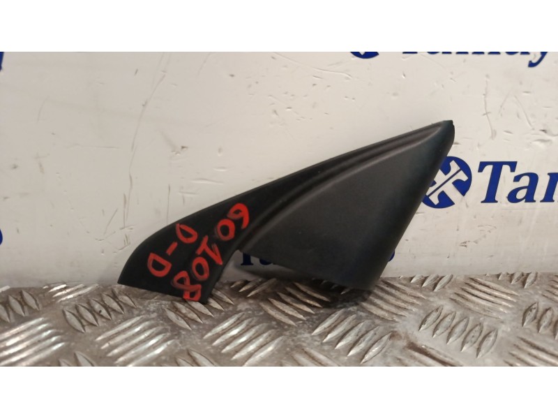 Recambio de moldura para kia xceed (cd) 1.6 gdi hybrid referencia OEM IAM 87661J7000  