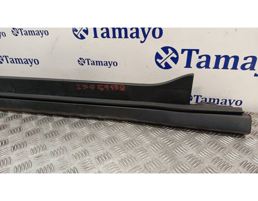 Recambio de faldon lateral para ford transit connect v408 furgoneta/monovolumen 1.5 ecoblue referencia OEM IAM DT11R10259A  