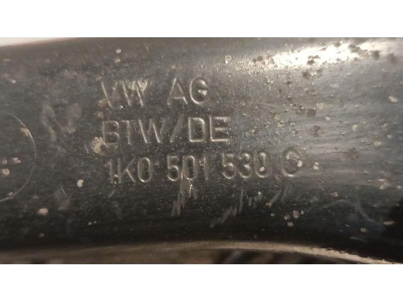 Recambio de tirante trasero derecho para volkswagen golf v (1k1) 1.4 tsi referencia OEM IAM 1K0501530C  