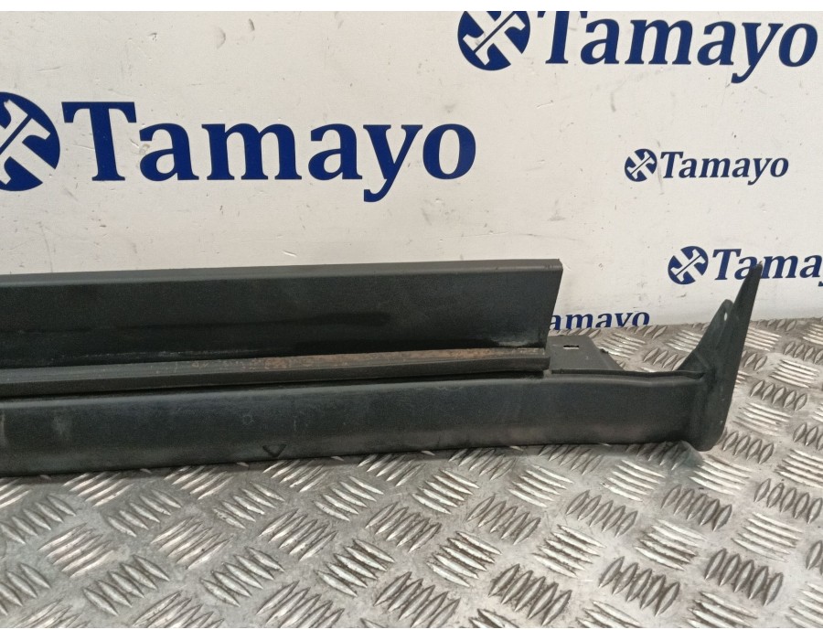 Recambio de faldon lateral para ford transit connect v408 furgoneta/monovolumen 1.5 ecoblue referencia OEM IAM DT11R10258A  