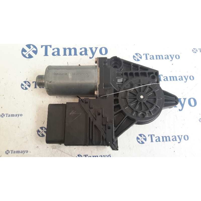 Recambio de motor elevalunas trasero izquierdo para volkswagen passat berlina (3b3) 1.9 tdi referencia OEM IAM 0130821697  