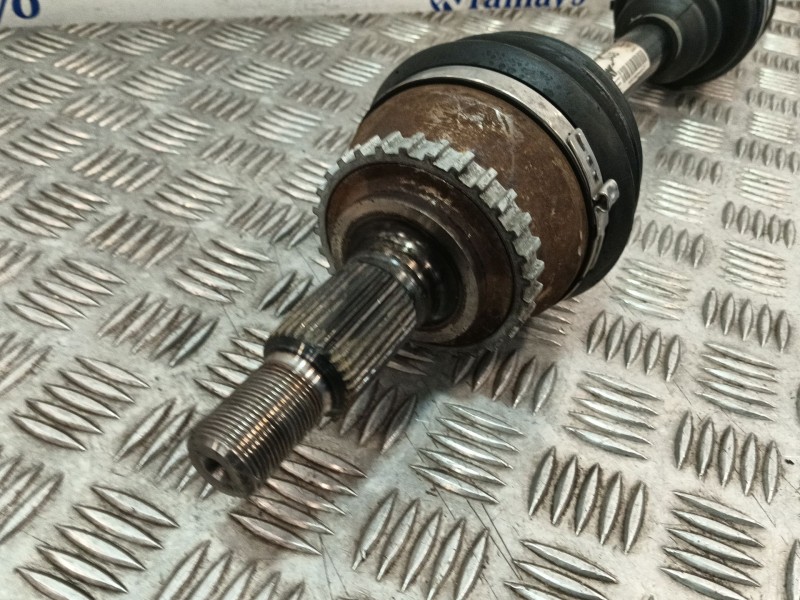Recambio de transmision delantera izquierda para saab 9-5 (ys3e) 2.0 t referencia OEM IAM 5392956  