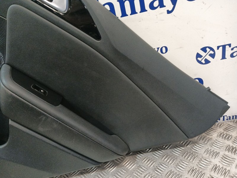 Recambio de guarnecido puerta trasera derecha para kia xceed (cd) 1.6 gdi hybrid referencia OEM IAM 83302J7822DQB 83360J7800WK 