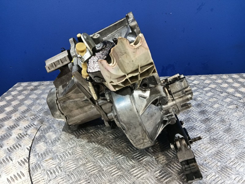 Recambio de caja cambios para peugeot 207/207+ (wa_, wc_) 1.6 hdi referencia OEM IAM 20DP27  