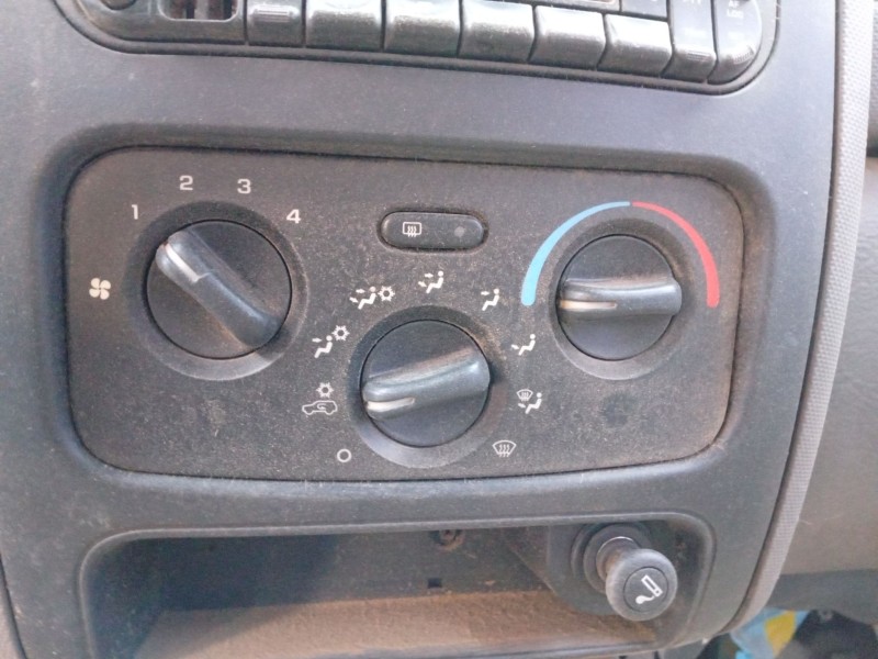 Recambio de mando climatizador para jeep cherokee (kj) 2.5 crd cat referencia OEM IAM   
