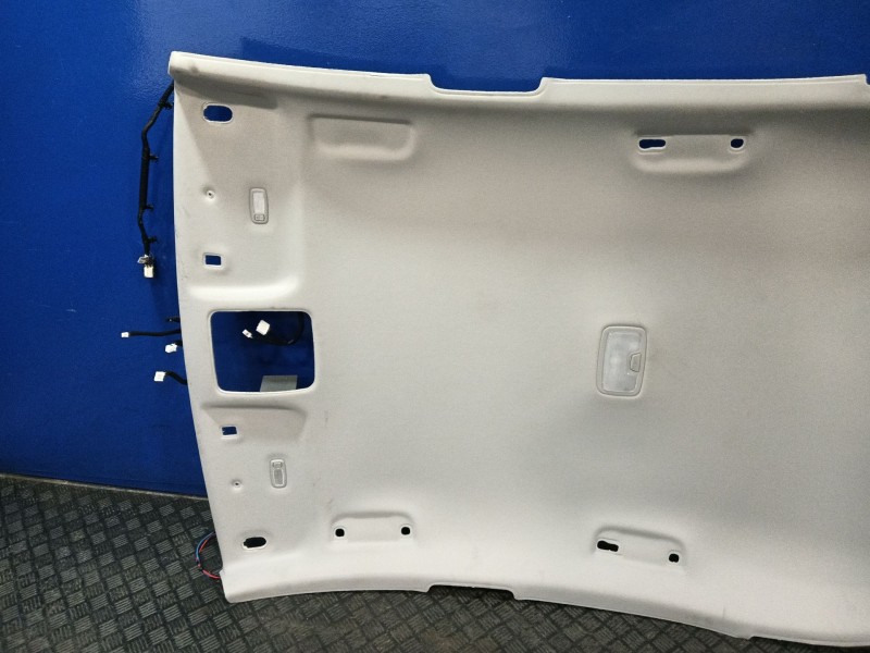 Recambio de techo interior para kia ceed referencia OEM IAM 195175302009  