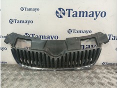 Recambio de rejilla capot para skoda fabia (5j2 ) referencia OEM IAM 5J0853668A  