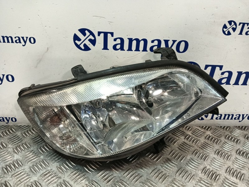 Recambio de faro derecho para opel zafira a referencia OEM IAM 89100157  