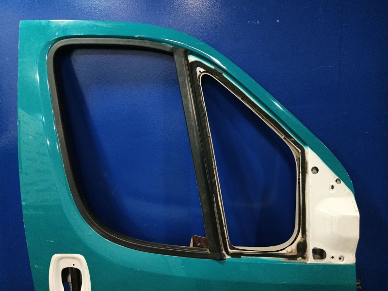 Recambio de puerta delantera derecha para peugeot boxer furgón 2.2 hdi fap cat referencia OEM IAM   