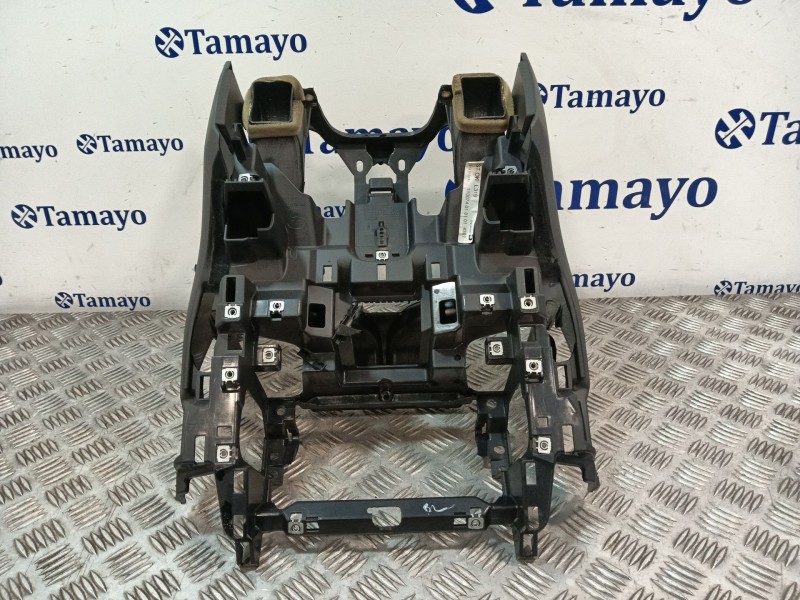 Recambio de moldura para land rover discovery iv (l319) 3.0 sdv6 4x4 referencia OEM IAM AH2218D582A 10202117 