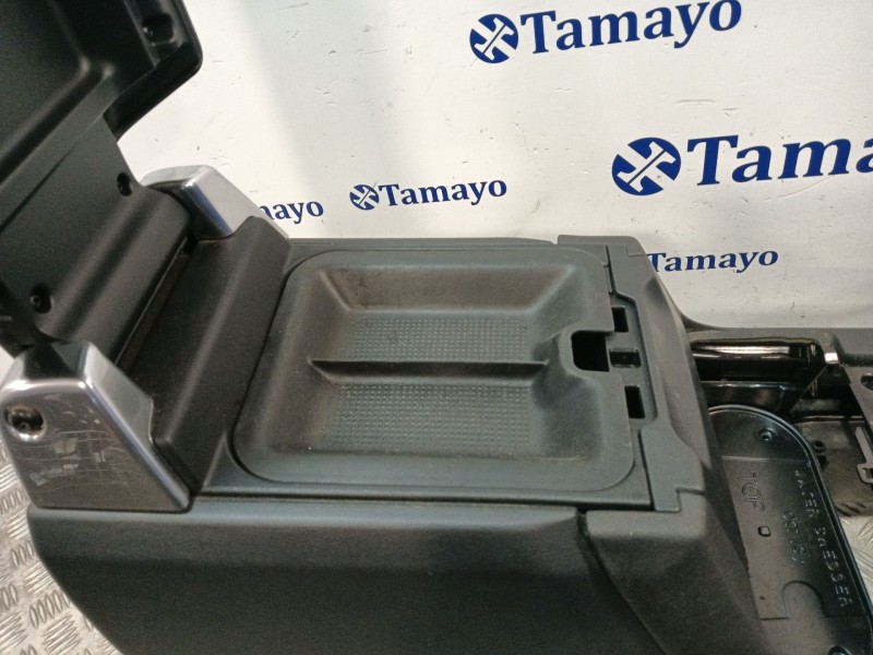 Recambio de consola central para land rover discovery iv (l319) 3.0 sdv6 4x4 referencia OEM IAM CH2204567A  