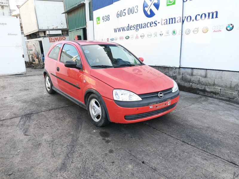 opel corsa c (x01) del año 2000