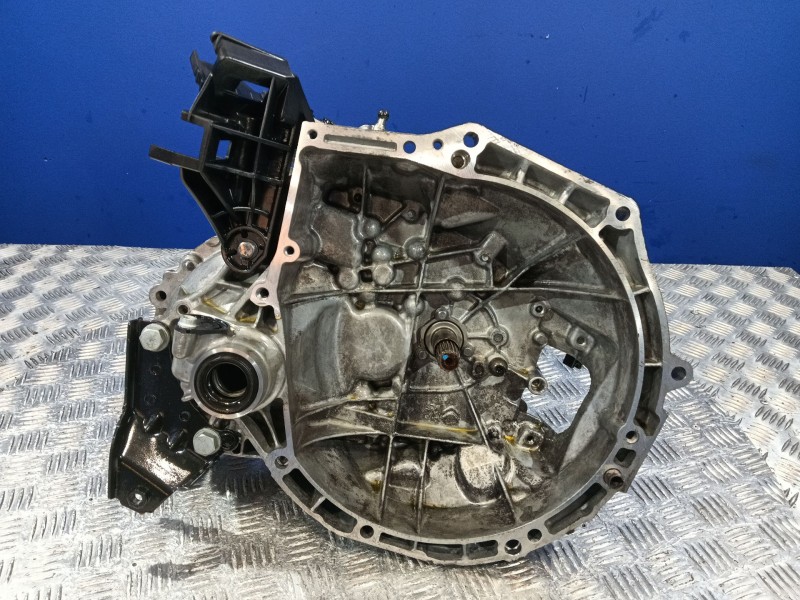 Recambio de caja cambios para citroën c3 iii (sx) 1.2 puretech 82 referencia OEM IAM 20A728  