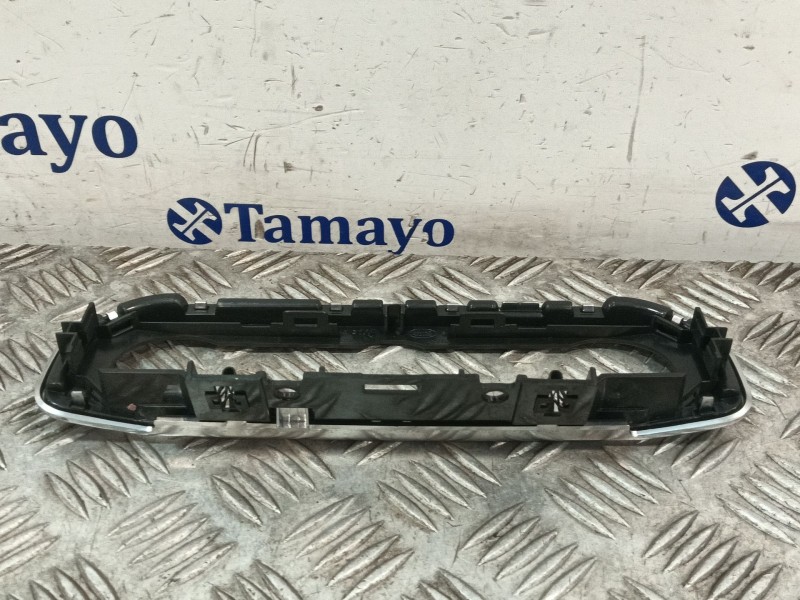 Recambio de moldura para land rover discovery iv (l319) 3.0 sdv6 4x4 referencia OEM IAM AH22045N56B  