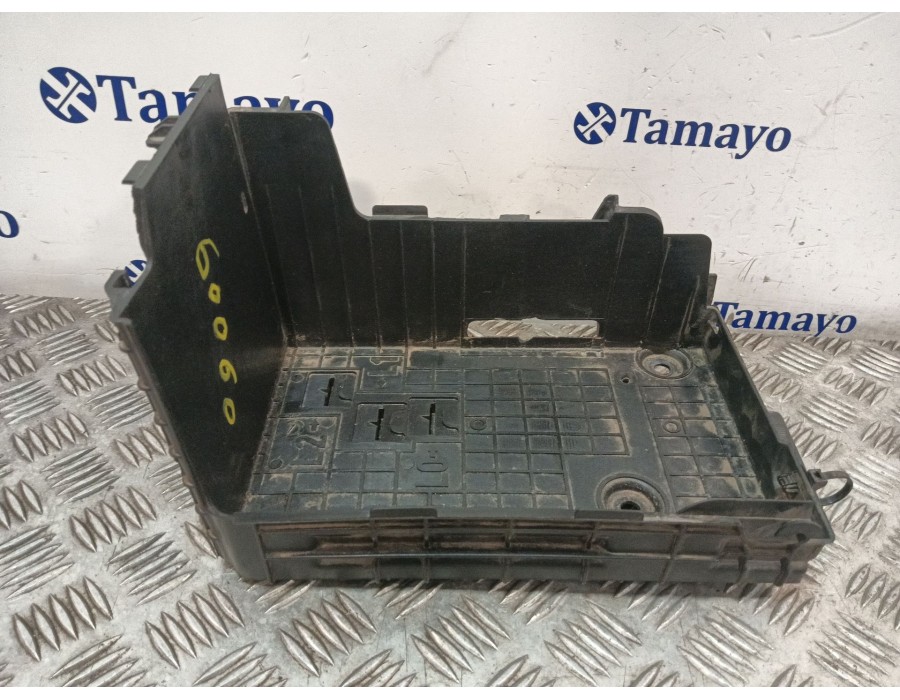 Recambio de soporte bateria para citroën c3 iii (sx) 1.2 puretech 82 referencia OEM IAM 9801801880  