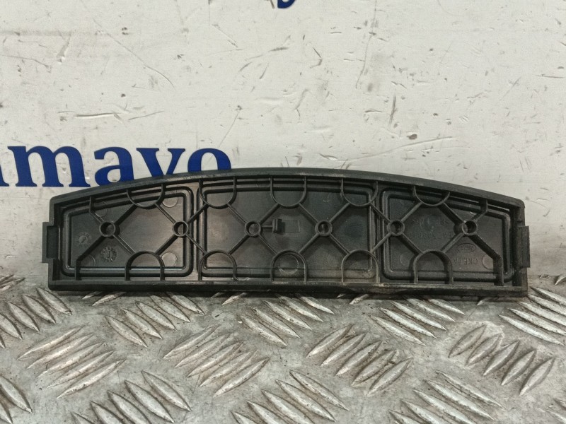 Recambio de plastico varios para land rover discovery iv (l319) 3.0 sdv6 4x4 referencia OEM IAM EAZ500010  
