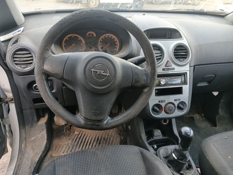 opel corsa d (s07) del año 2011