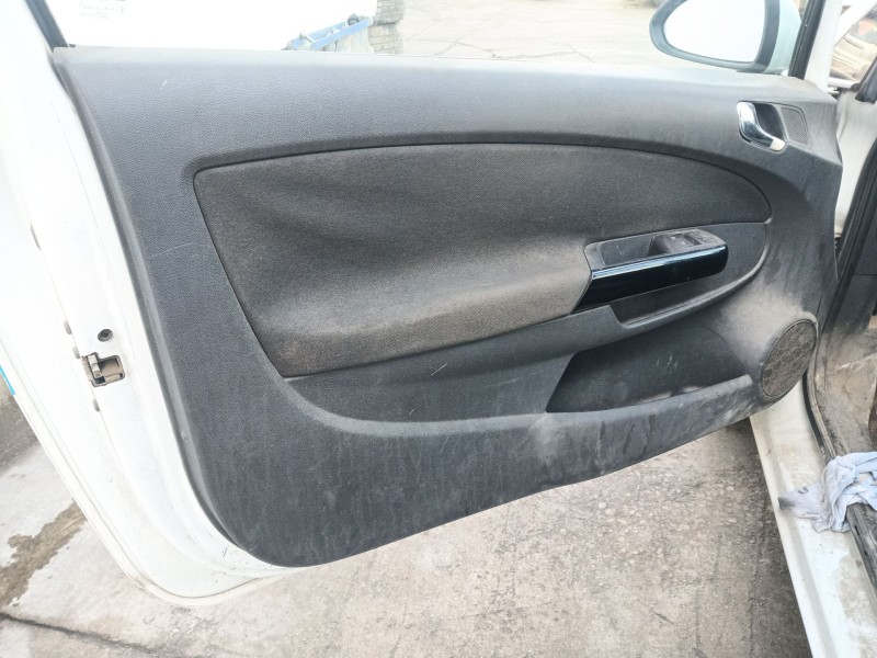 opel corsa d (s07) del año 2011