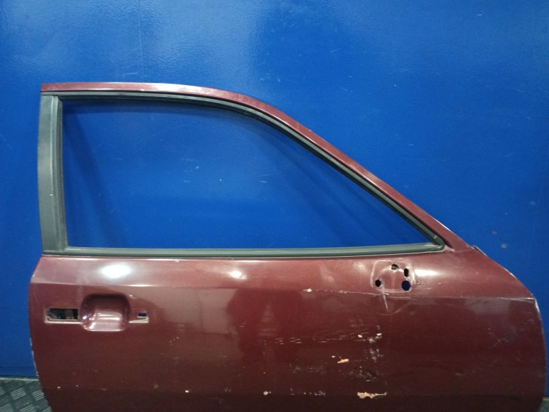 Recambio de puerta delantera derecha para porsche 944 2.5 cat referencia OEM IAM   