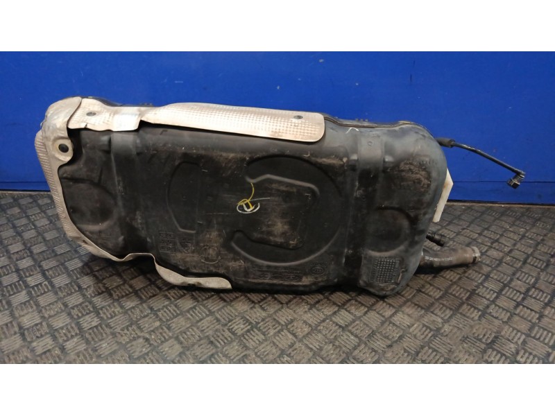 Recambio de deposito combustible para hyundai ioniq (ae) 1.6 gdi hybrid referencia OEM IAM 31150G2000 31150G2500 31150G2600
