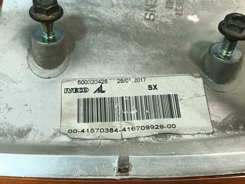 Recambio de piloto delantero izquierdo para iveco daily cabina 35c11 referencia OEM IAM 500320426 1315106148 