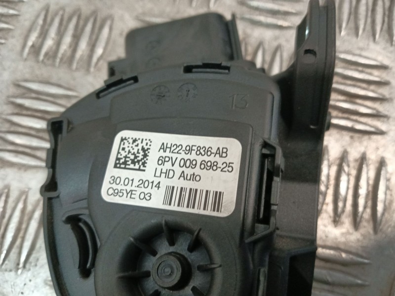Recambio de potenciometro pedal para land rover discovery iv (l319) 3.0 sdv6 4x4 referencia OEM IAM AH229F836AB 6PV00969825 