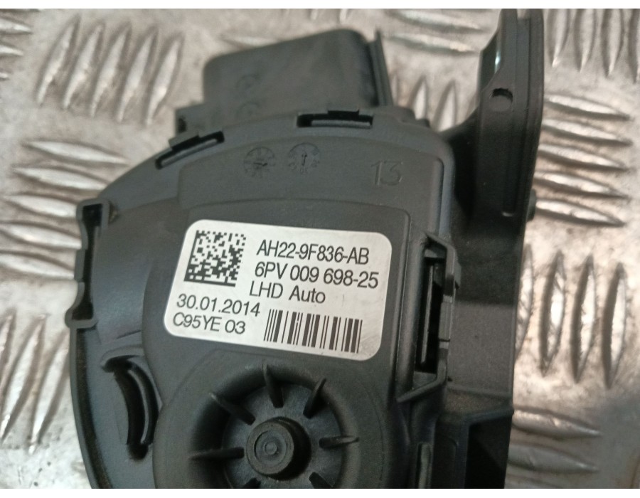 Recambio de potenciometro pedal para land rover discovery iv (l319) 3.0 sdv6 4x4 referencia OEM IAM AH229F836AB 6PV00969825 